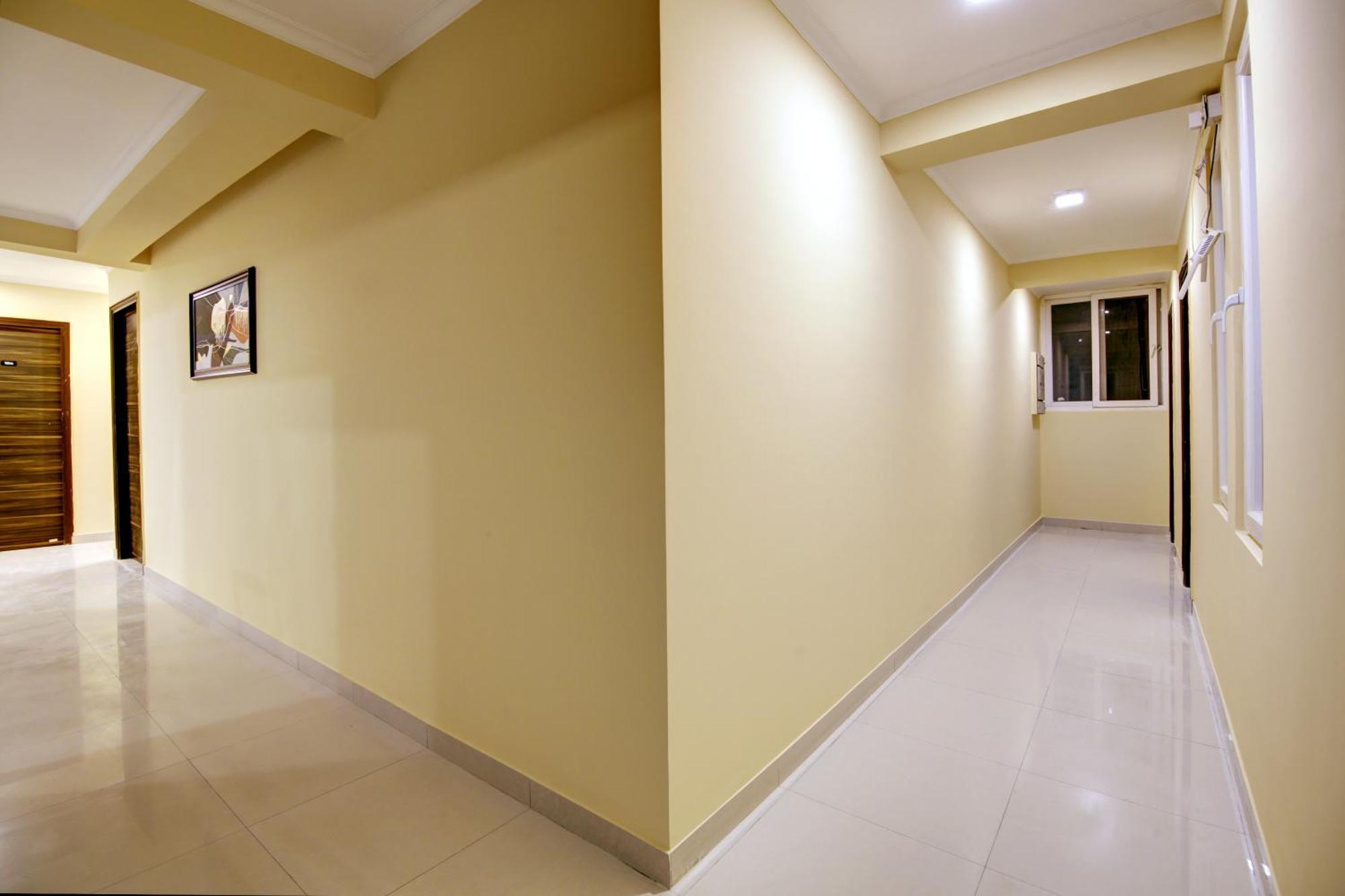 Limewood Stay - Executive Huda City Center Gurgaon Bagian luar foto